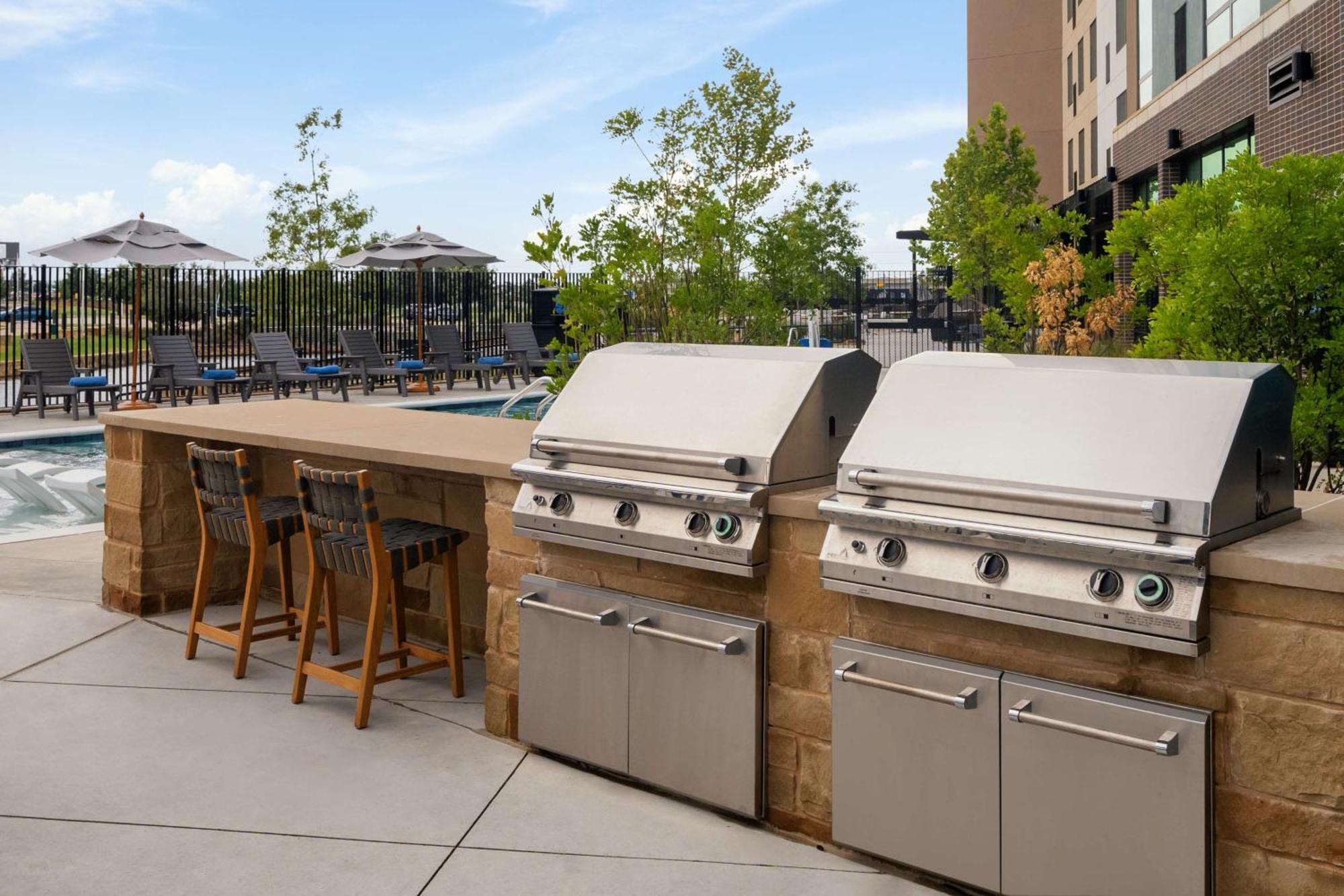 Homewood Suites By Hilton Grand Prairie At Epiccentral Buitenkant foto